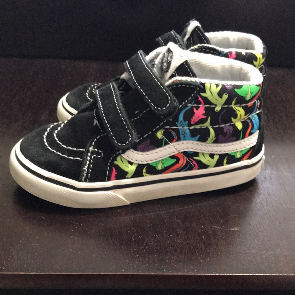 Shark design Vans